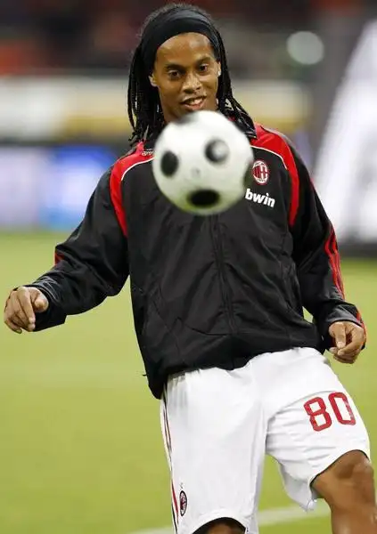 发自动停赛 发自动停赛