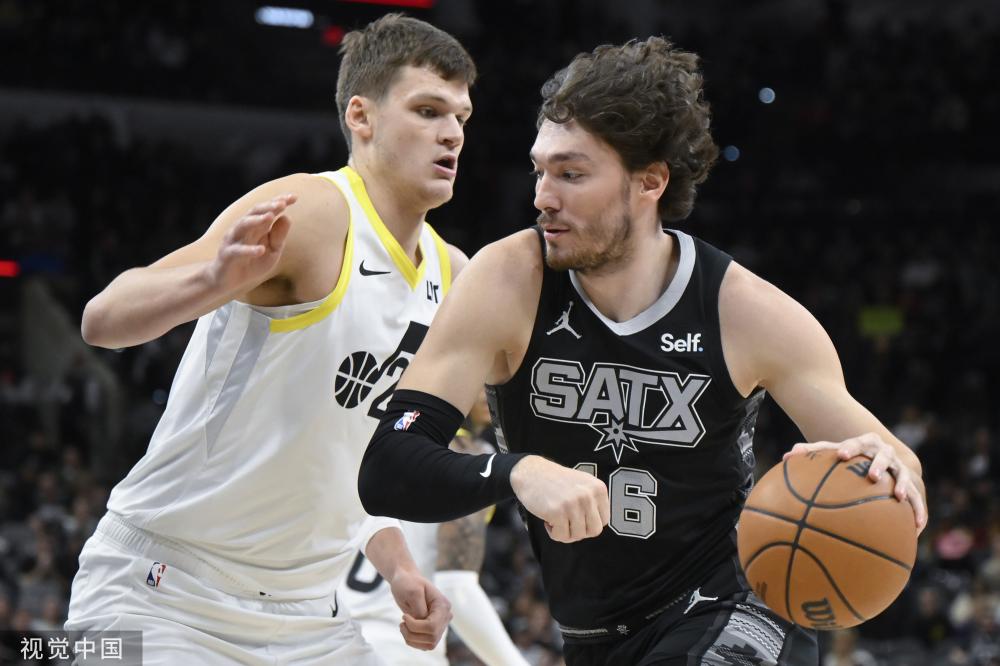 病在海外获 病在海外获