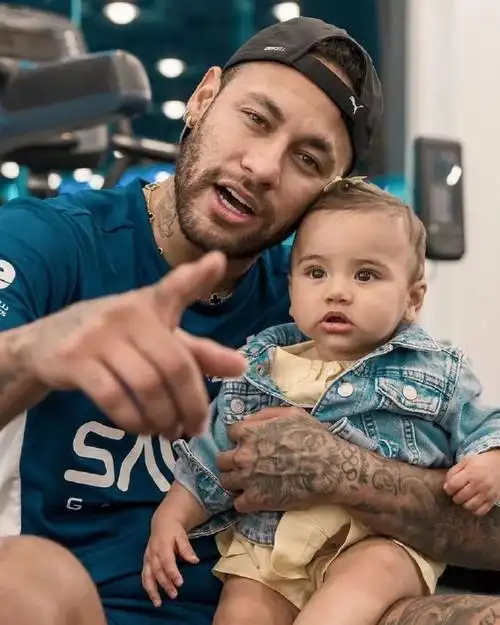 纸面实力上 纸面实力上